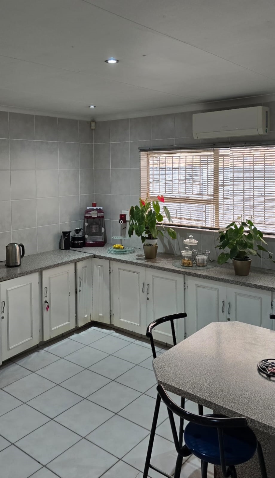 4 Bedroom Property for Sale in Manzil Park North West